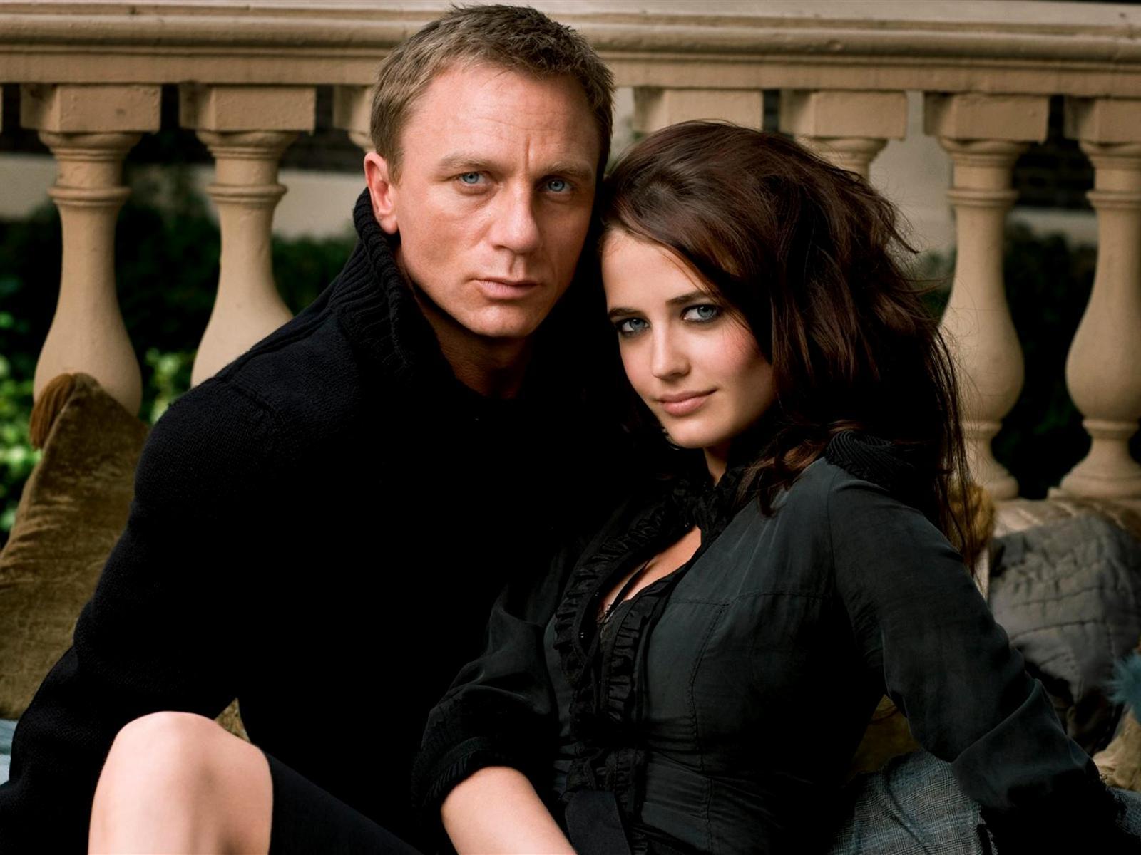 star cast in casino royale